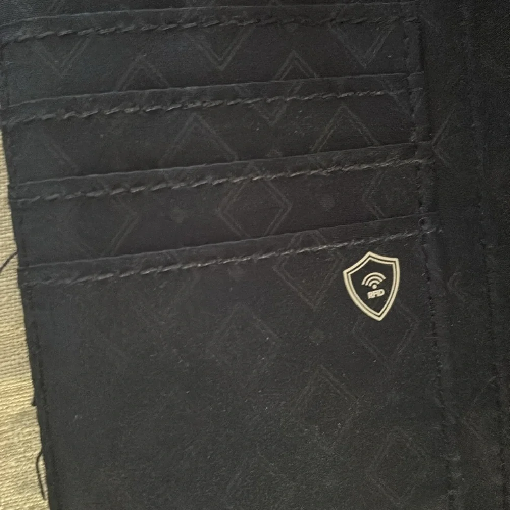 Vera Bradley Denim Moonlight Navy 3-in1 RFID All in One Crossbody Bag Wa… - Picture 4 of 6